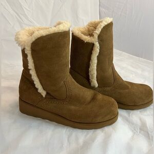 BearPaw Donatella size 10